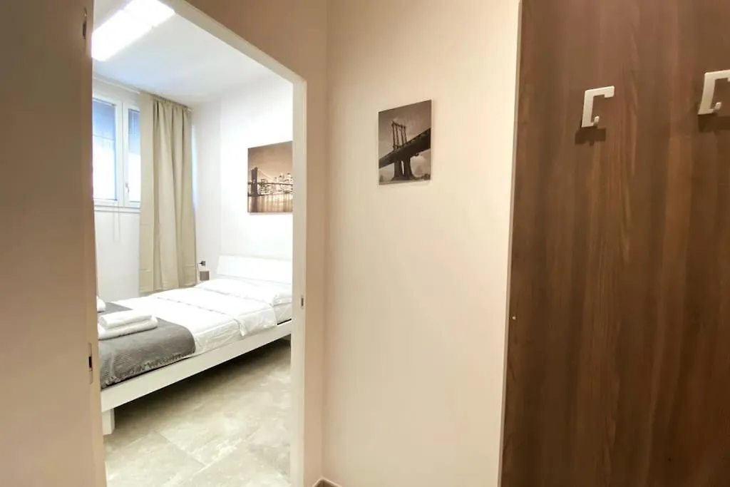 Reno Apartment Casalecchio Di Reno 0*,  Włochy
